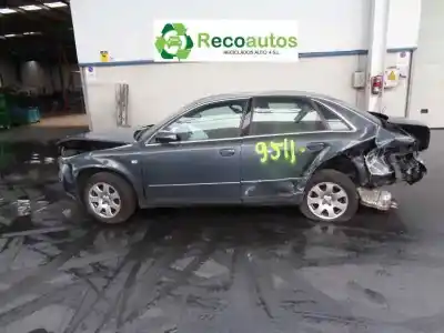 Sloopvoertuig AUDI A4 BERLINA (8E) 1.9 TDI (96kW) van het jaar 2002 aangedreven AWX