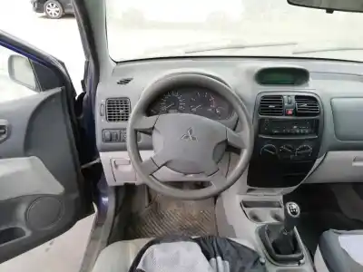 Veículo de Sucata mitsubishi space star (dg0) 1.9 di-d cat do ano 2004 alimentado f9q1