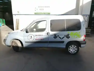 Veículo de Sucata PEUGEOT PARTNER (S2) Totem do ano 2007 alimentado D-9HW
