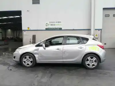 Здавання транспортного засобу OPEL ASTRA J (P10) 1.7 CDTI (68) року 2011 потужний A17DTR