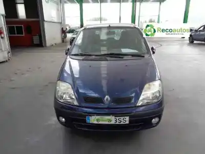 Veicolo di demolizione renault scénic i monospace (ja0/1_, fa0_) 1.9 dti (ja1u) dell'anno 2002 alimentato d/f9q q7