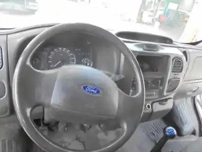 Vehicul casat ford transit caja cerrada, corta (fy) (2000 =>) ft 260 2.0 al anului 2001 alimentat d/d3fa