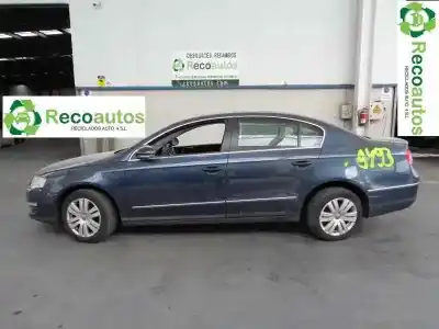 Vehicul casat VOLKSWAGEN PASSAT BERLINA (3C2) 2.0 TDI al anului 2008 alimentat BKP