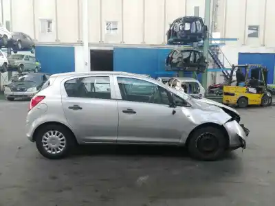 Scrapping Vehicle opel corsa d 1.2 cat (a 12 xer / ldc) of the year 2010 powered a12xer