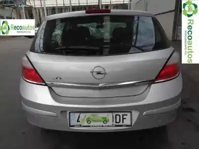 Veículo de Sucata opel astra h berlina 1.7 16v cdti do ano 2004 alimentado z17dth