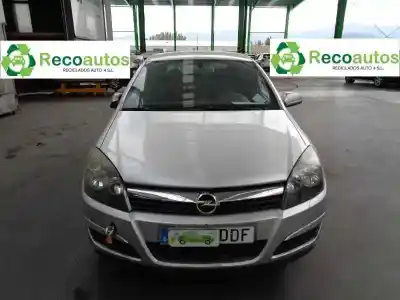 Veículo de Sucata opel astra h berlina 1.7 16v cdti do ano 2004 alimentado z17dth