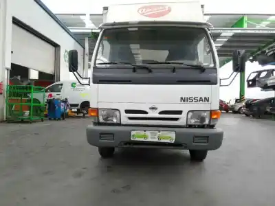 Veículo de Sucata nissan cabstar e (tl_, vl_) 3.0 110.35 (tl0) do ano 2001 alimentado bd30d