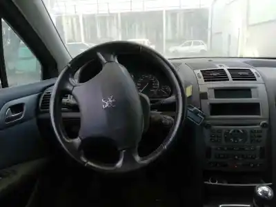 Scrapping Vehicle peugeot 407 st confort of the year 2004 powered rhr