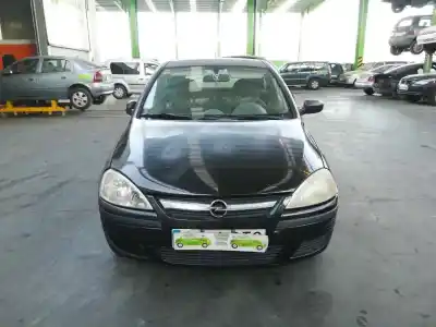 Здавання транспортного засобу opel corsa c 1.0 12v року 2004 потужний z10xep