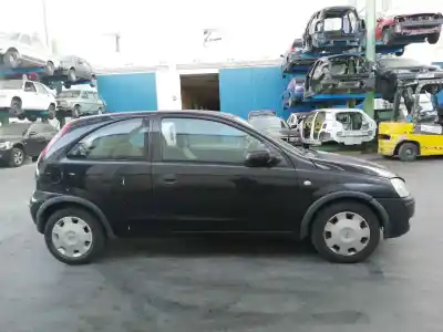 Здавання транспортного засобу opel corsa c 1.0 12v року 2004 потужний z10xep