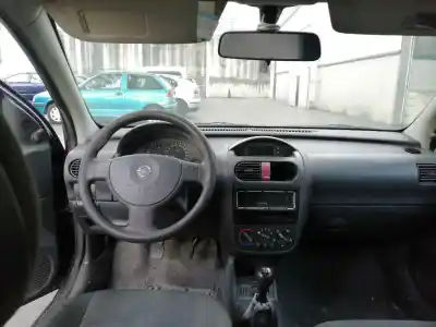 Здавання транспортного засобу opel corsa c 1.0 12v року 2004 потужний z10xep