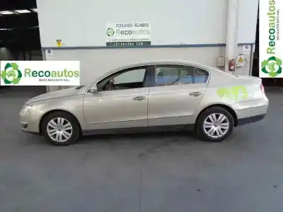 Vehicul casat VOLKSWAGEN PASSAT BERLINA (3C2) 2.0 TDI DPF al anului 2007 alimentat BMR