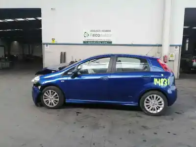 Véhicule à la ferraille FIAT GRANDE PUNTO (199_) 1.3 D Multijet (199.AXD11 199.AXD1A 199.AXD1B.... de l'année 2007 alimenté 199A3000