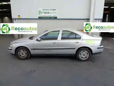 Veículo de Sucata VOLVO S60 BERLINA 2.4 D do ano 2003 alimentado D5244T