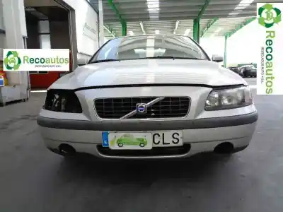 Veicolo di demolizione volvo s60 berlina 2.4 d dell'anno 2003 alimentato d5244t