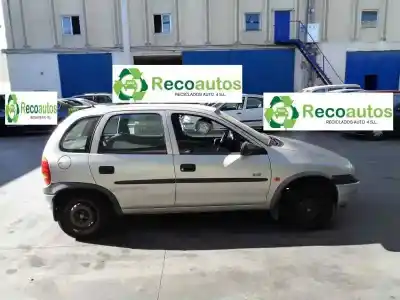 Veículo de Sucata opel corsa b (1993->) 1.7 d do ano 1999 alimentado d-x17d