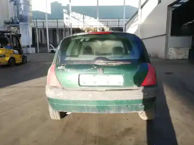 Здавання транспортного засобу renault clio ii fase i (b/cbo) 1.2 року 2000 потужний d7f d7