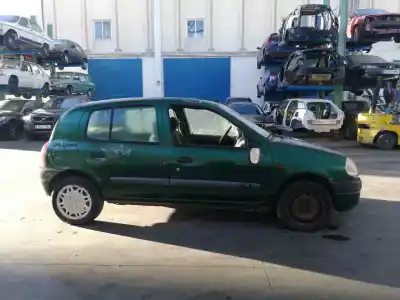 Здавання транспортного засобу renault clio ii fase i (b/cbo) 1.2 року 2000 потужний d7f d7