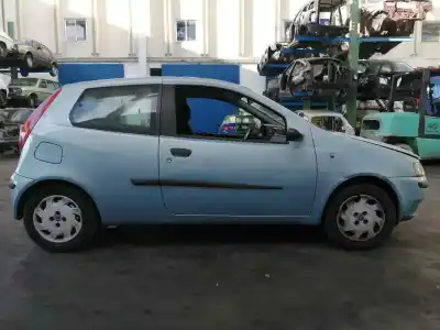 Veículo de Sucata fiat punto berlina (188) 1.2 8v dynamic do ano 1999 alimentado 188a4000
