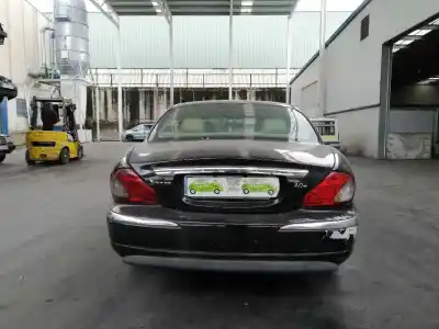 Scrapping Vehicle jaguar x-type i (x400) 2.0 d of the year 2004 powered 6b