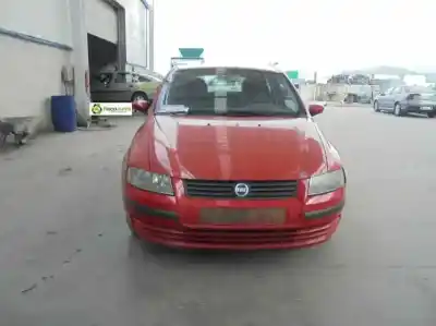 Veículo de Sucata FIAT STILO (192_) 1.6 16V (192_XB1A) do ano 2003 alimentado 182B6000