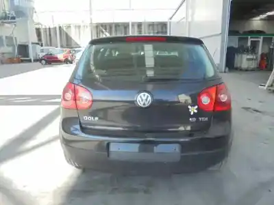 Veículo de Sucata volkswagen golf v berlina (1k1) 1.9 tdi do ano 2004 alimentado bkc