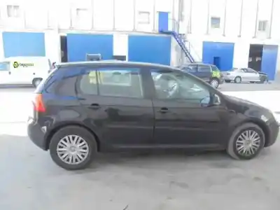 Veículo de Sucata volkswagen golf v berlina (1k1) 1.9 tdi do ano 2004 alimentado bkc