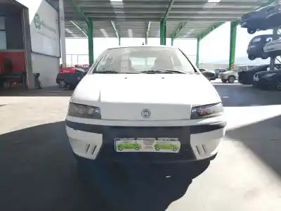Veículo de Sucata fiat punto berlina (188) 1.2 8v dynamic do ano 2002 alimentado 188a4000