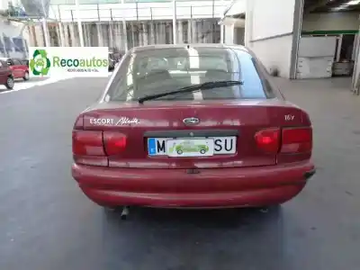 Veículo de Sucata ford escort berlina 1.6 cat-u do ano 1995 alimentado g/l1e