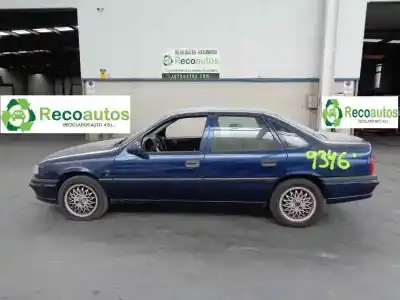 Veicolo di demolizione OPEL VECTRA A 2.0 dell'anno 1992 alimentato C20NE