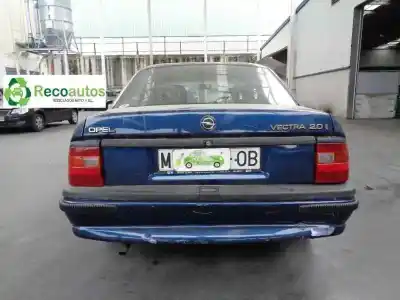 Vehicul casat opel vectra a 2.0 al anului 1992 alimentat c20ne
