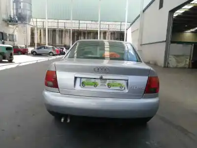 Veículo de Sucata audi a4 berlina (b5) 1.9 tdi do ano 1995 alimentado 1z