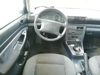 Veículo de Sucata audi a4 berlina (b5) 1.9 tdi do ano 1995 alimentado 1z