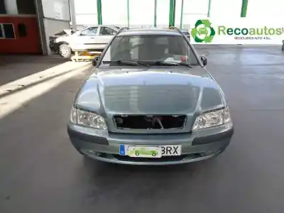 Scrapping Vehicle volvo v40 familiar 1.6 of the year 2001 powered b4164s2