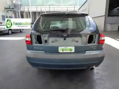 Scrapping Vehicle volvo v40 familiar 1.6 of the year 2001 powered b4164s2