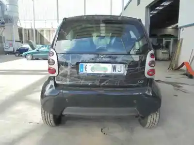 Здавання транспортного засобу smart micro compact car 0.8 року 2002 потужний d 61