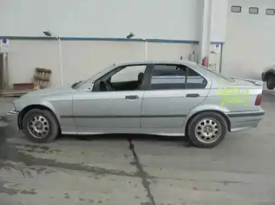 Здавання транспортного засобу bmw serie 3 berlina (e36) 2.0 24v року 1997 потужний 206s3