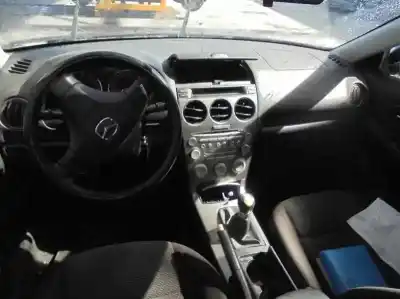 Sloopvoertuig mazda 6 berlina (gg) 1.8 active van het jaar 2003 aangedreven l8