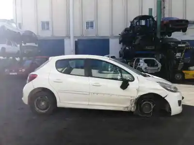 Veículo de Sucata peugeot 207 16v hdi do ano 2011 alimentado 9hp