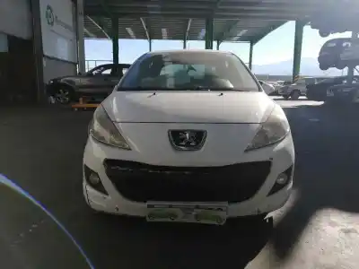 Veículo de Sucata peugeot 207 16v hdi do ano 2011 alimentado 9hp