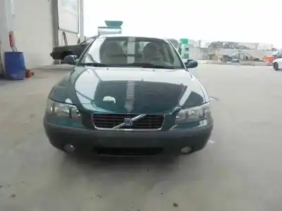 Veículo de Sucata volvo s60 berlina 2.4 d do ano 2002 alimentado d5244t