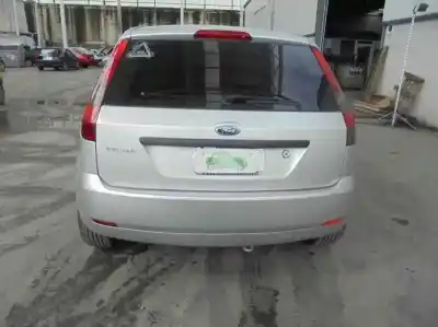 Veículo de Sucata ford fiesta (cbk) 1.4 tdci cat do ano 2003 alimentado f6ja