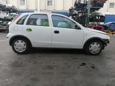 Veículo de Sucata opel corsa c blue line do ano 2004 alimentado z13dt