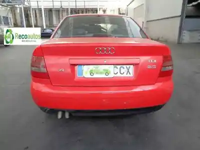 Sloopvoertuig audi a4 berlina (b5) 2.5 tdi van het jaar 1999 aangedreven akn