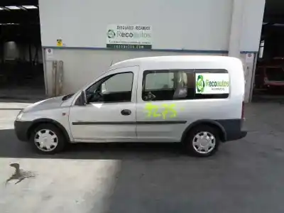 Sloopvoertuig OPEL COMBO 1.7 16V DTI CAT (Y 17 DT / LR6) van het jaar 2002 aangedreven Y17DT