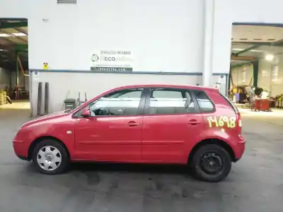 Vehículo de desguace VOLKSWAGEN POLO (9N1) 1.4 TDI del año 2005 con motor AMF