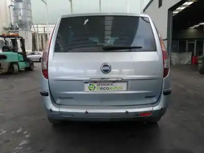 Sloopvoertuig fiat ulysse (179) 2.2 jtd admiral van het jaar 2005 aangedreven 4hw