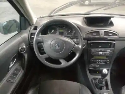 Scrapping Vehicle renault laguna ii (bg0/1_) 2.0 dci (bg1t) of the year 2006 powered m9ra740