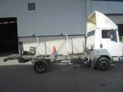 Veículo de Sucata nissan atleon nissan atleon do ano 1999 alimentado bd30