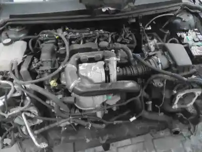 Sloopvoertuig ford focus berlina (cap) titanium van het jaar 2005 aangedreven g8da